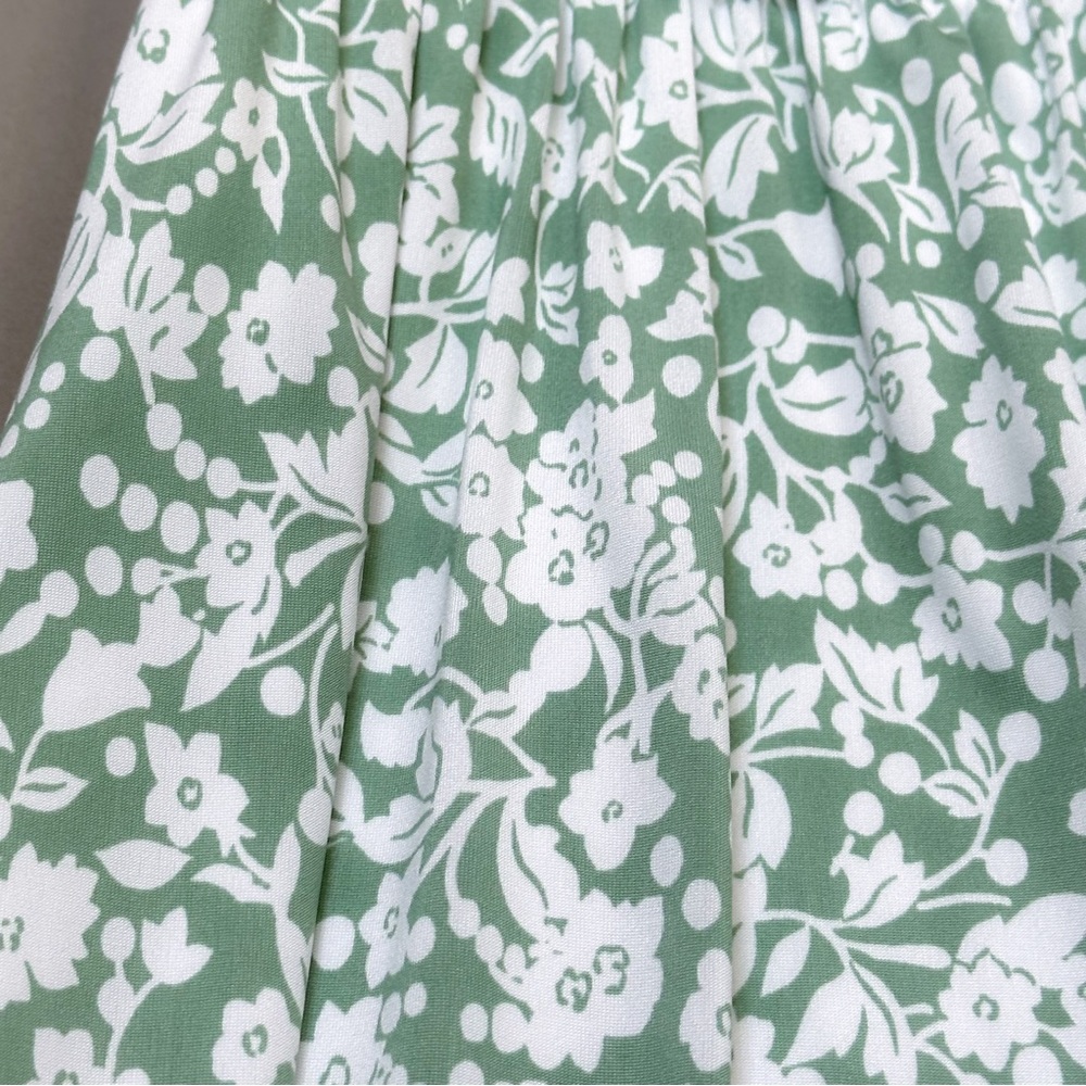 Stitch Fix LE LIS soft green floral dress, S. - Picture 6 of 9